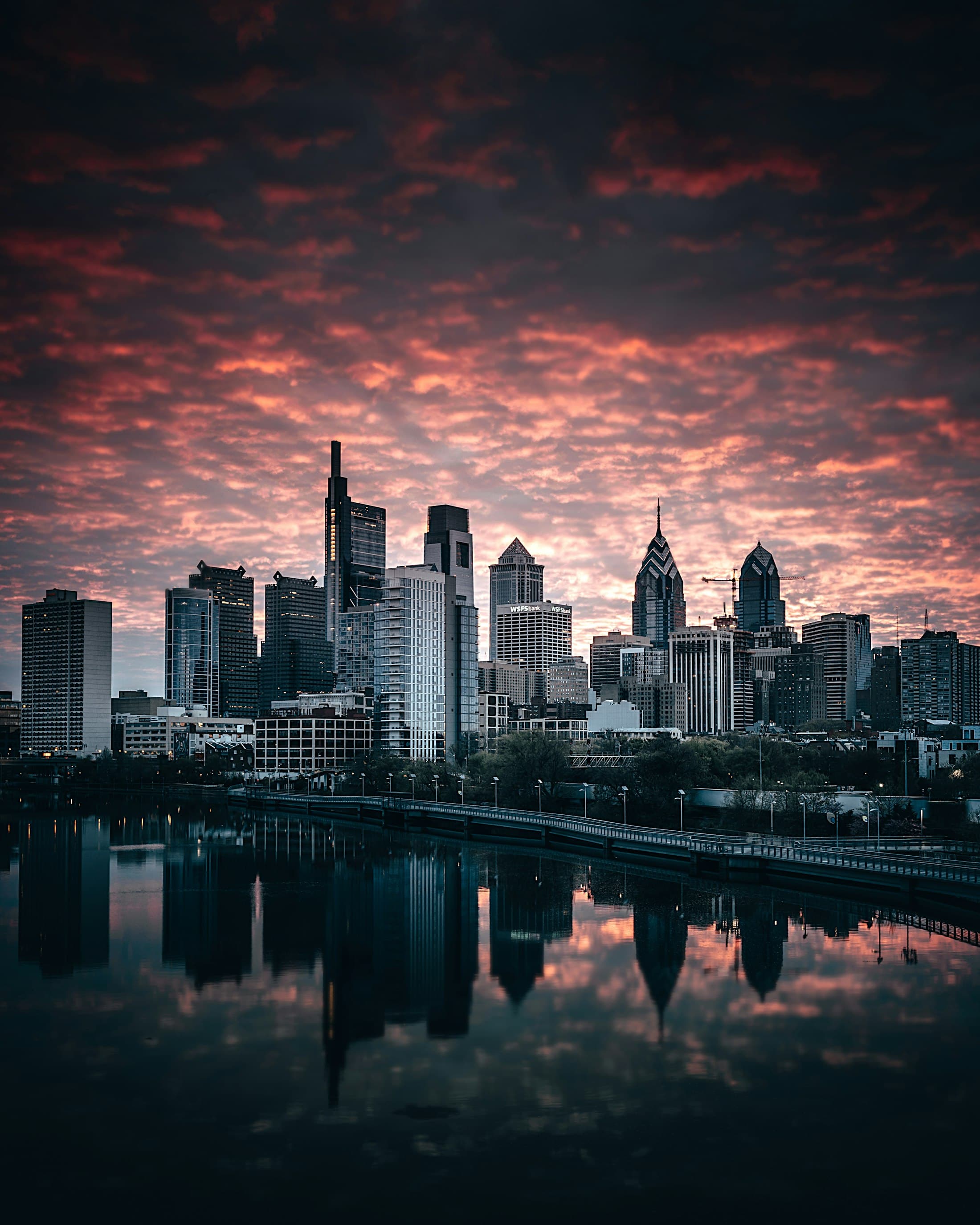 Philadelphia skyline at dusk reflected in the Schuylkill River